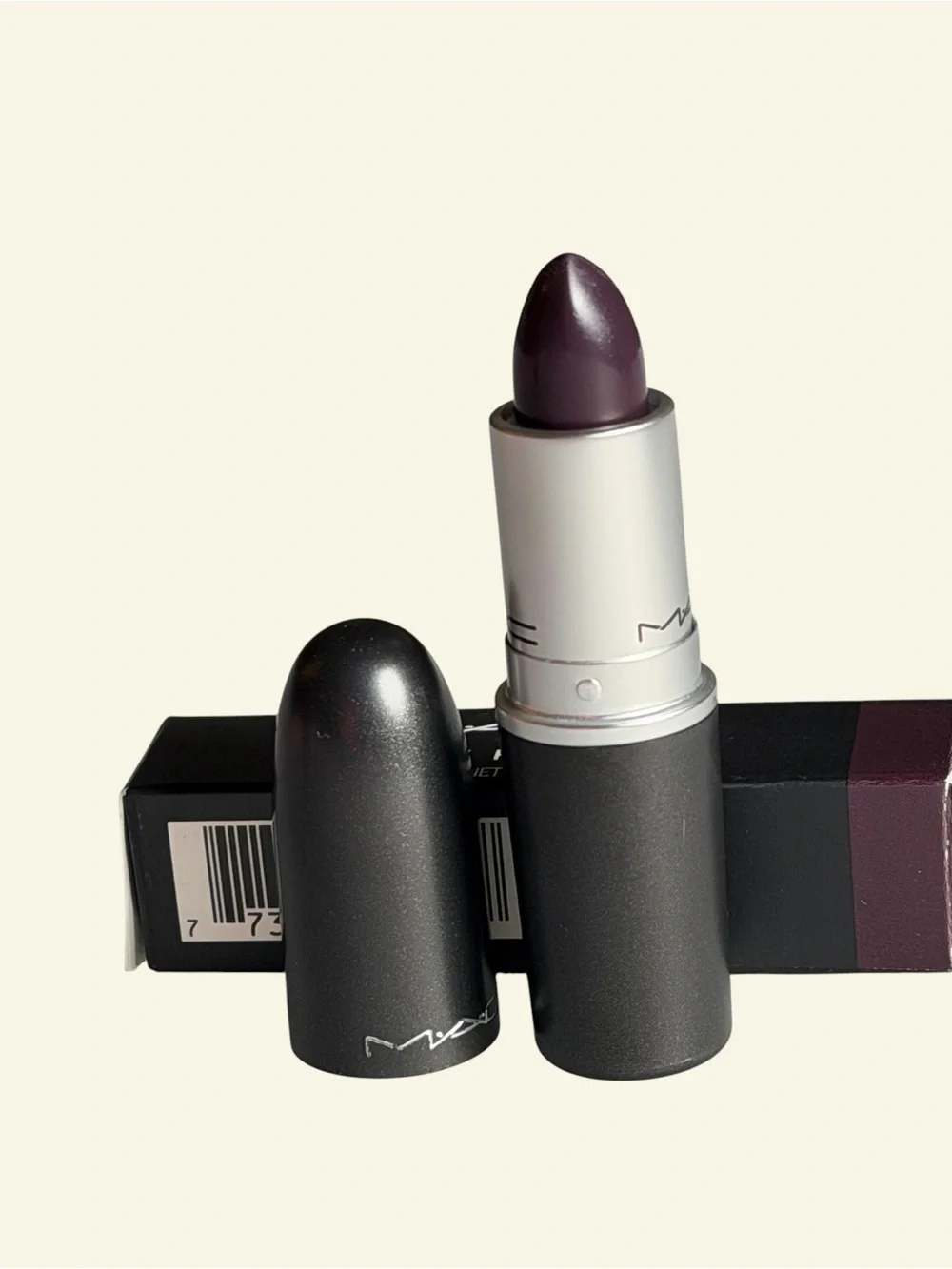 MAC Cosmetics Satin lipstick 💄 in CYBER